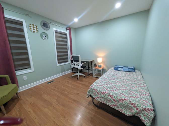 Kuldip Mishra's room