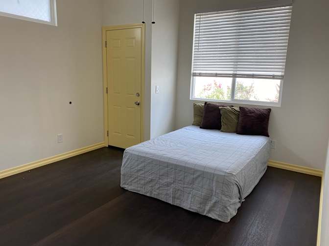 Lisa's room