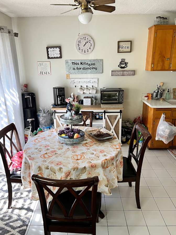Arlette Medrano's room