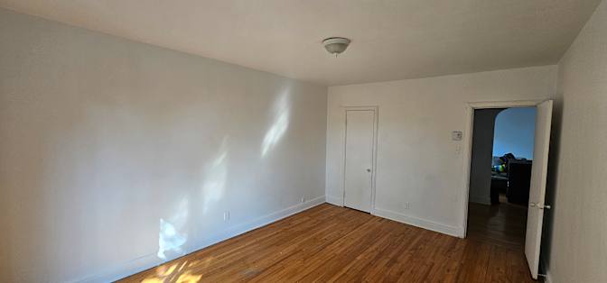 Johan Small's room