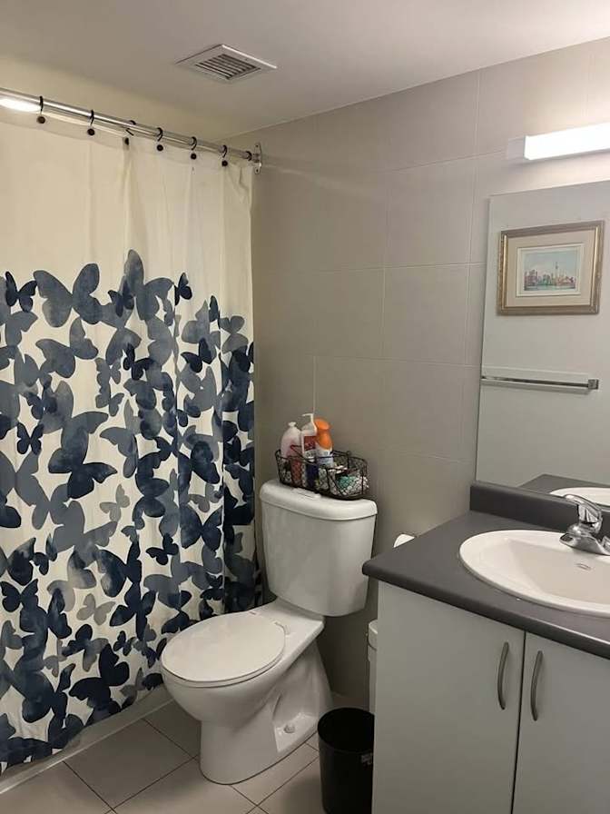 Adila Cokar's room