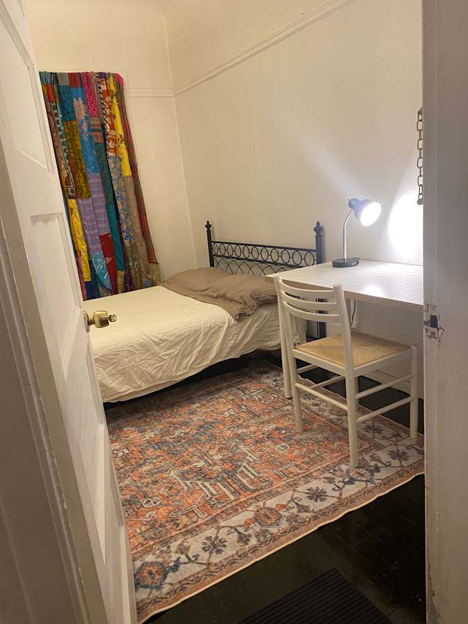 Farnaz's room