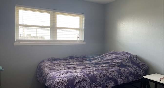 Evelyn's room