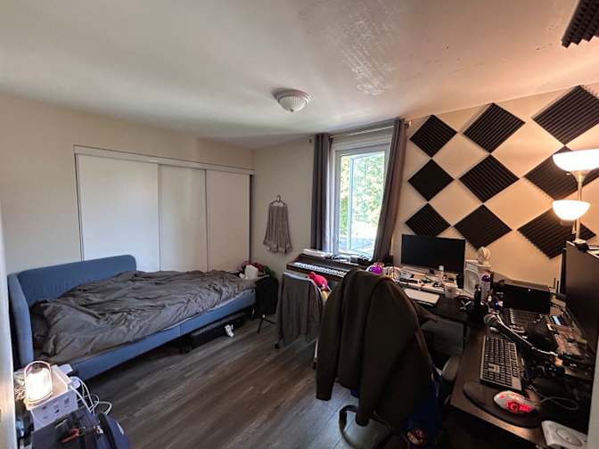 HoiTong's room