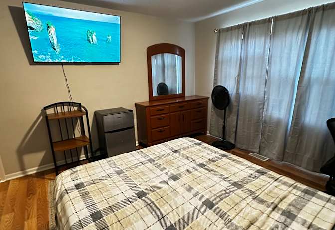 Ari's room