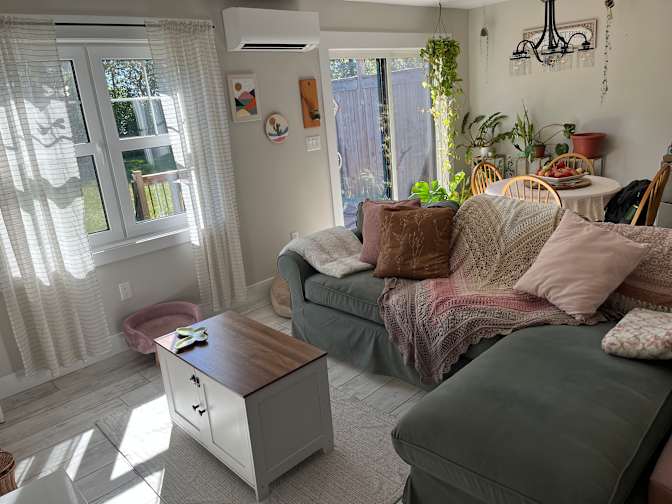 Ainsley Stapleton's room