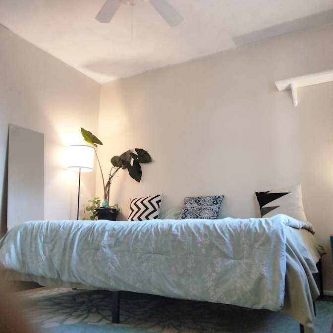 Silvia's room