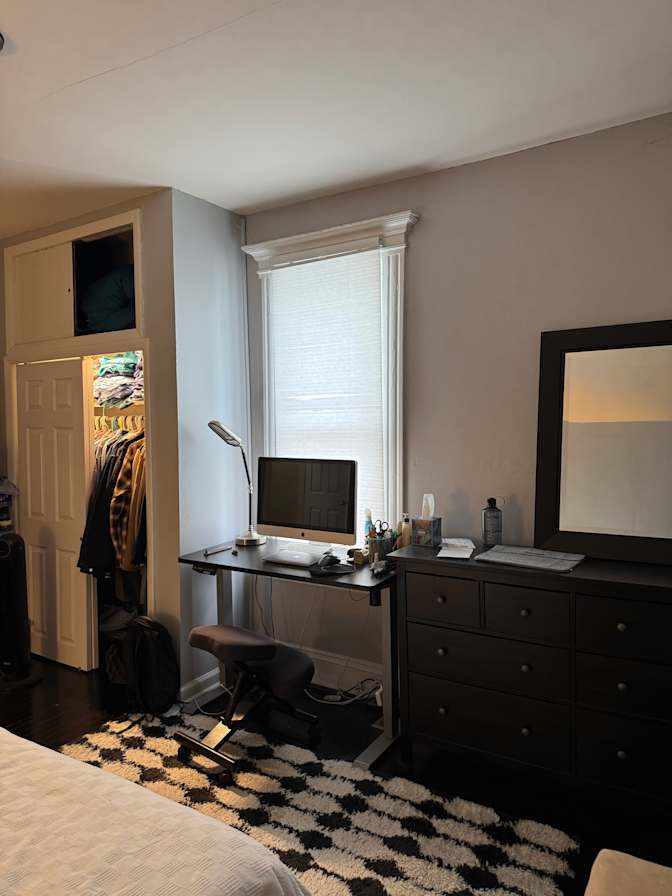 T.'s room