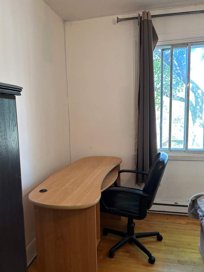 Silvia's room
