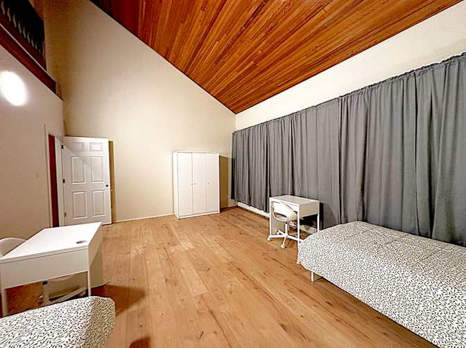 Shirin's room