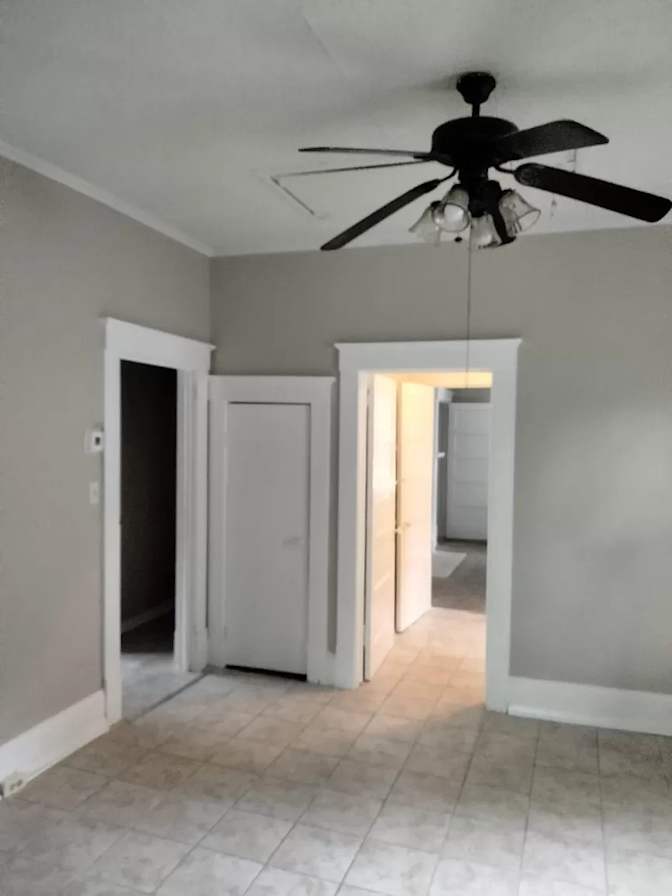 Alcove Rooms's room