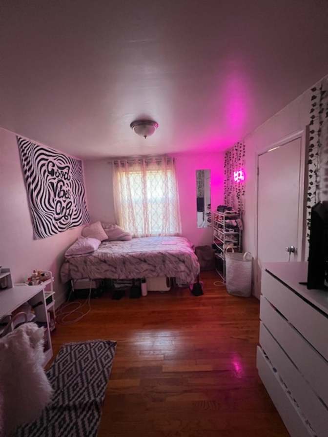Genesis Upshaw's room