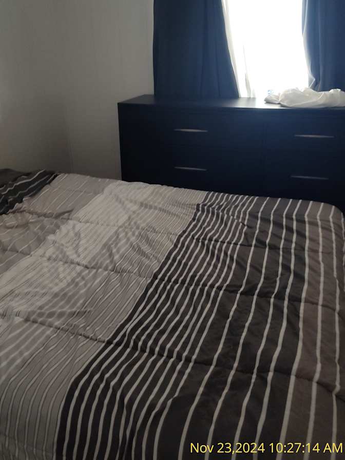 Howard Beck's room