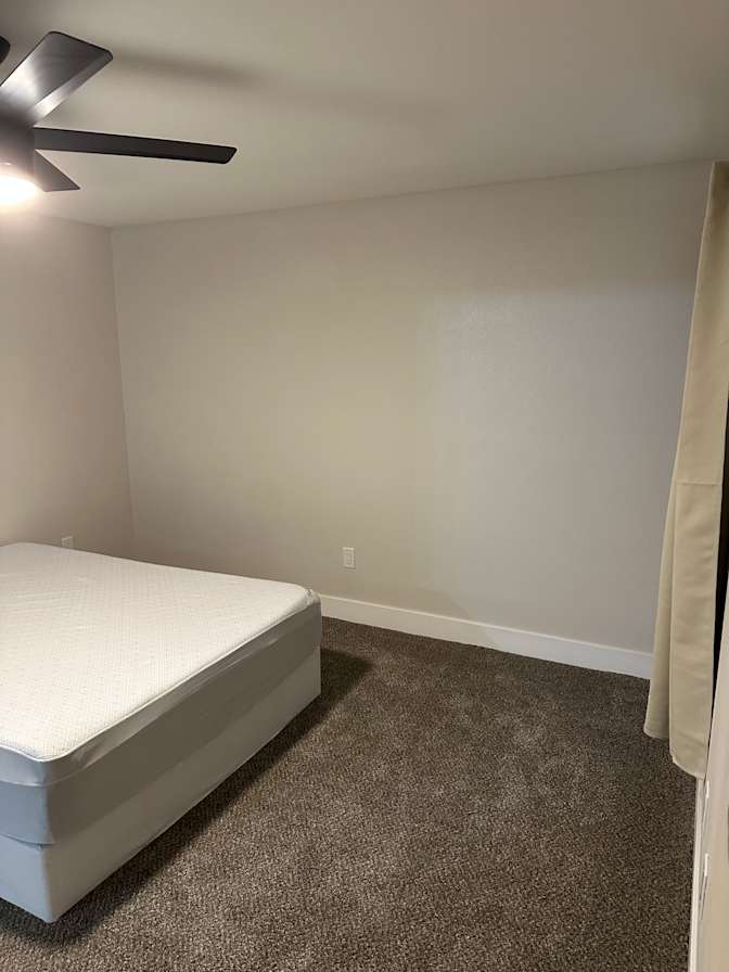 Mladen's room