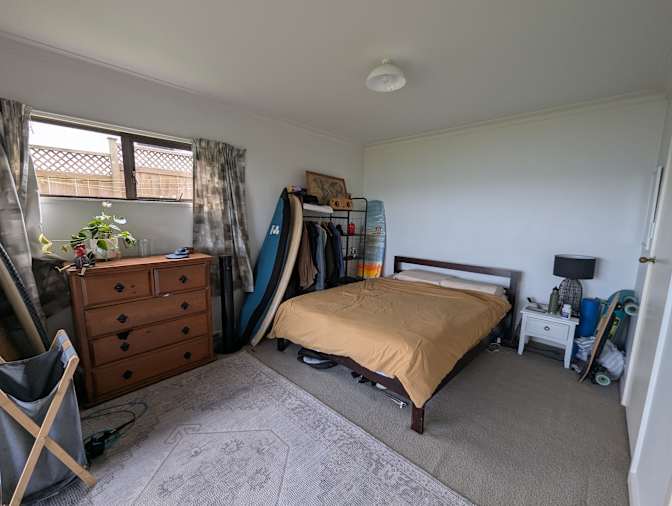 Georgia Holmes's room
