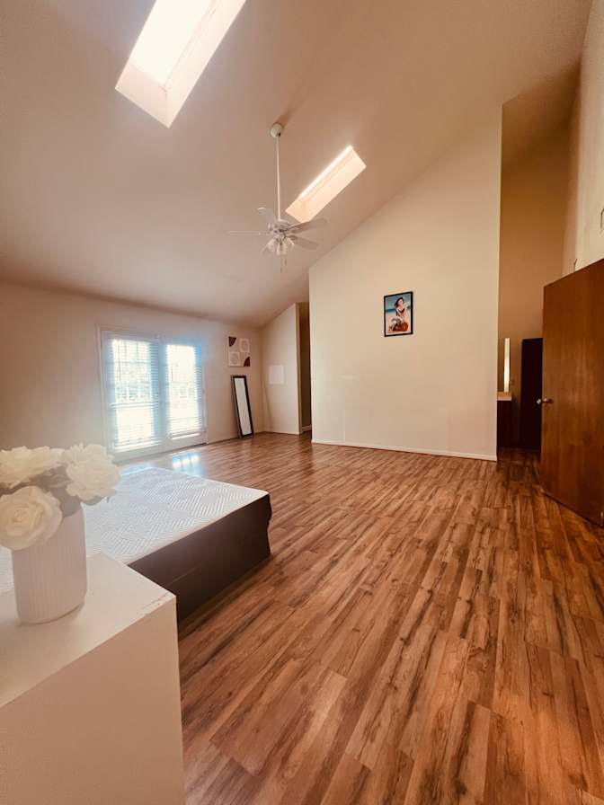 Steven Nguyen's room