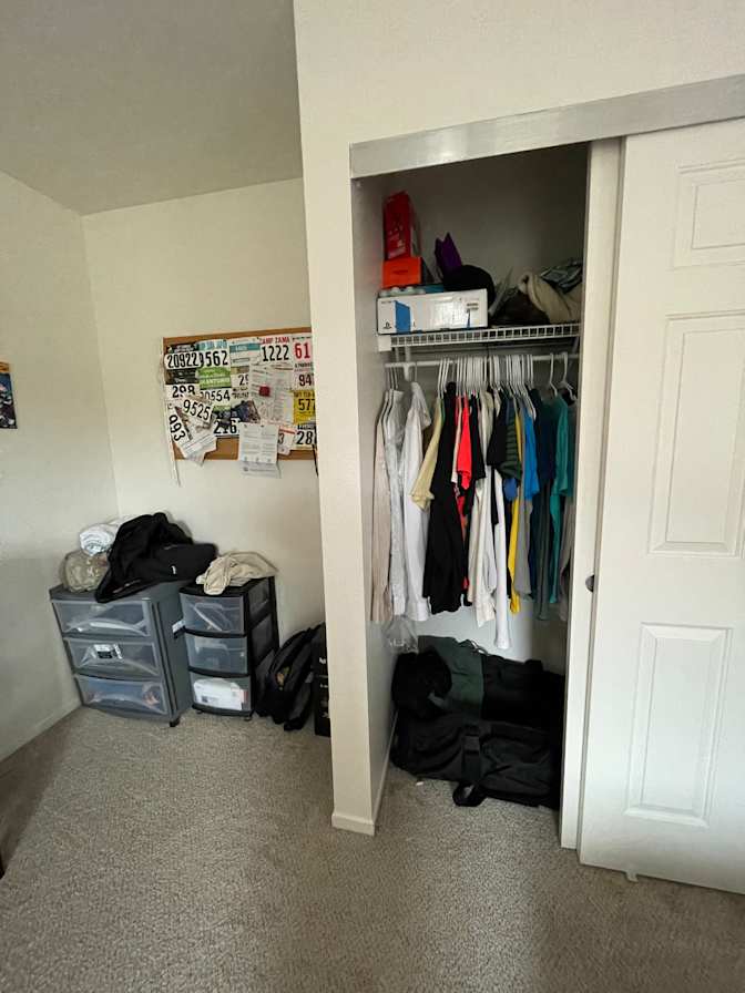 Moni's room