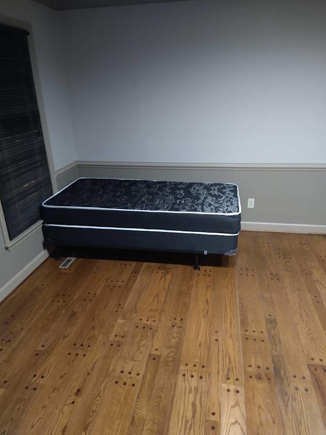 Lee's room