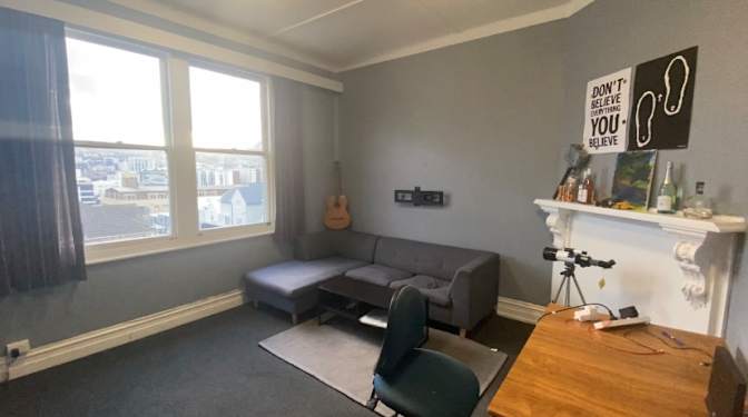 Tarak's room
