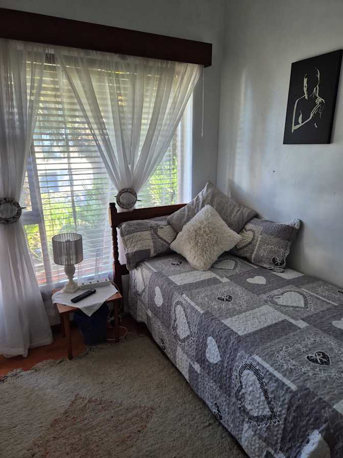 Louise Van Wyk's room