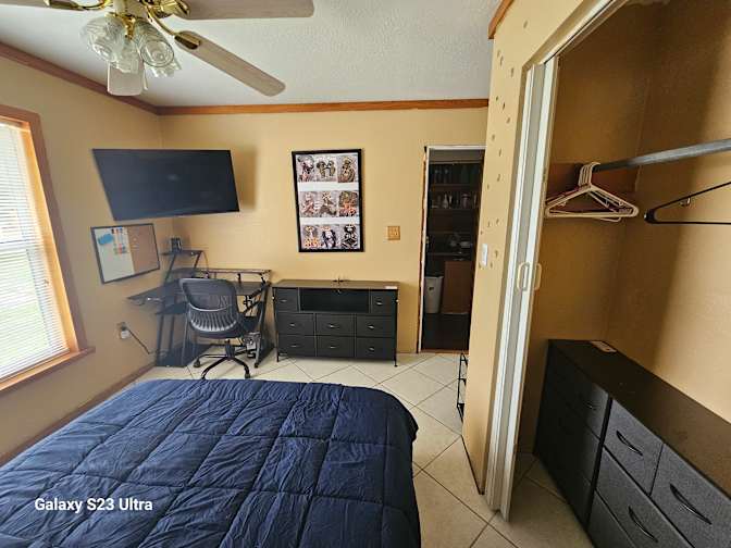Pat's room