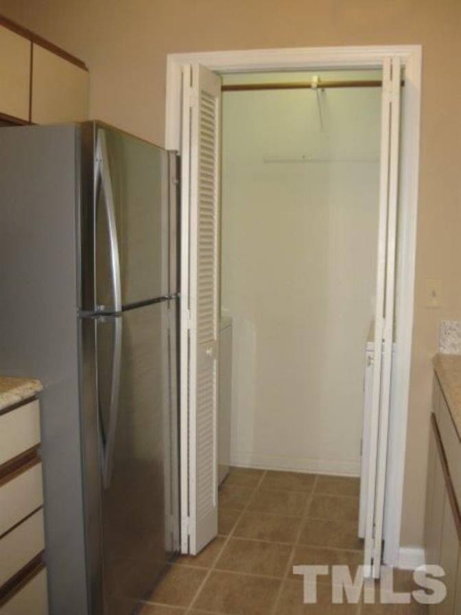 Alcove Rooms's room