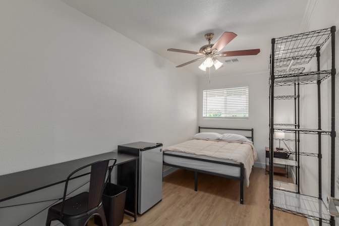 PadSplit's room