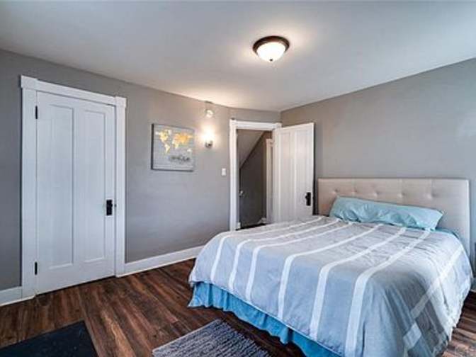 Grant's room