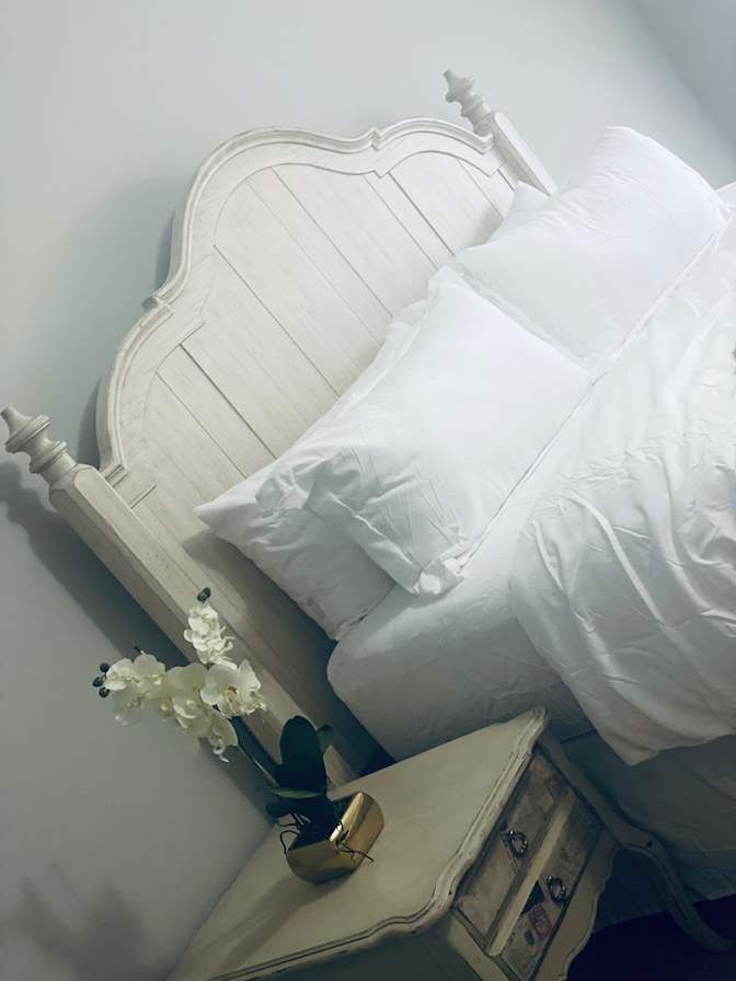 Alcove Rooms's room