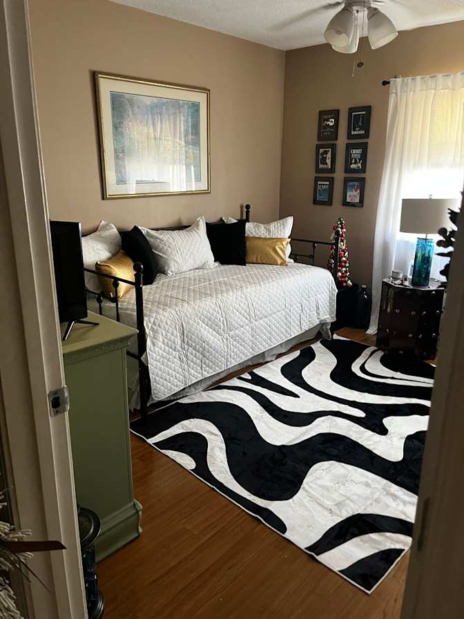 Betty's room