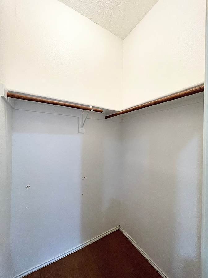 KHANH's room