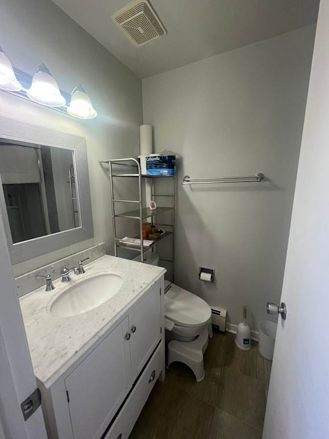 Fernando's room