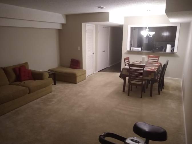Mo's room