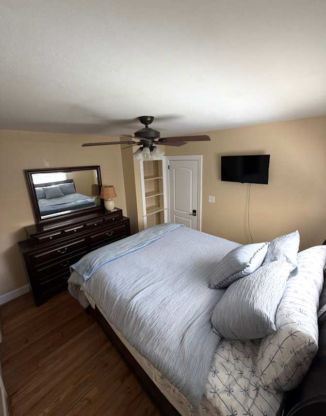 Toni's room
