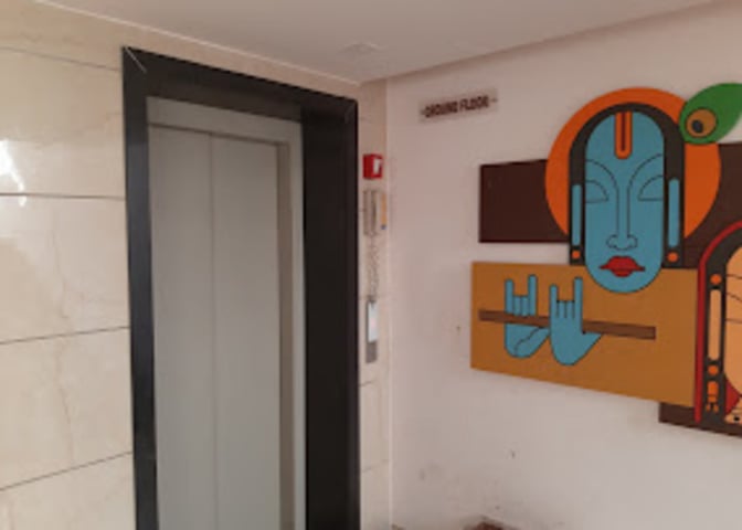 Niket Kumar's room