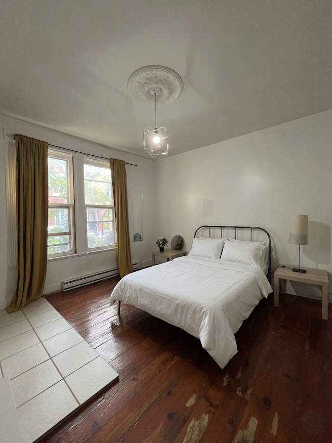 HelloMontreal's room