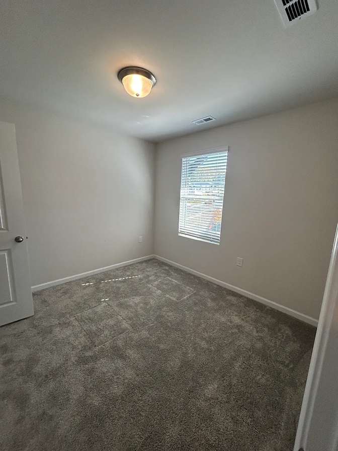 Alcove Rooms's room