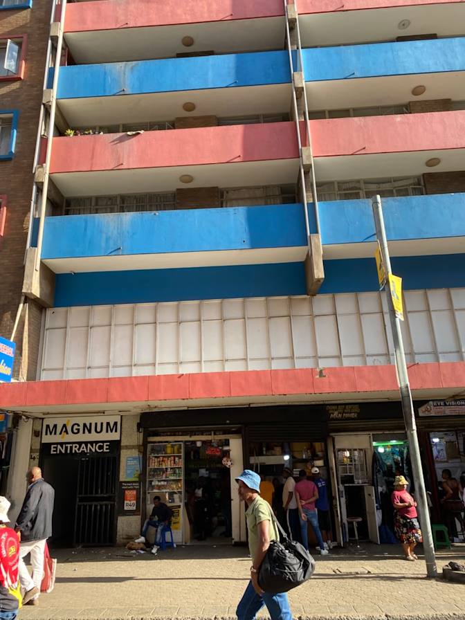 Yamukelani Hillary Mpofu's room