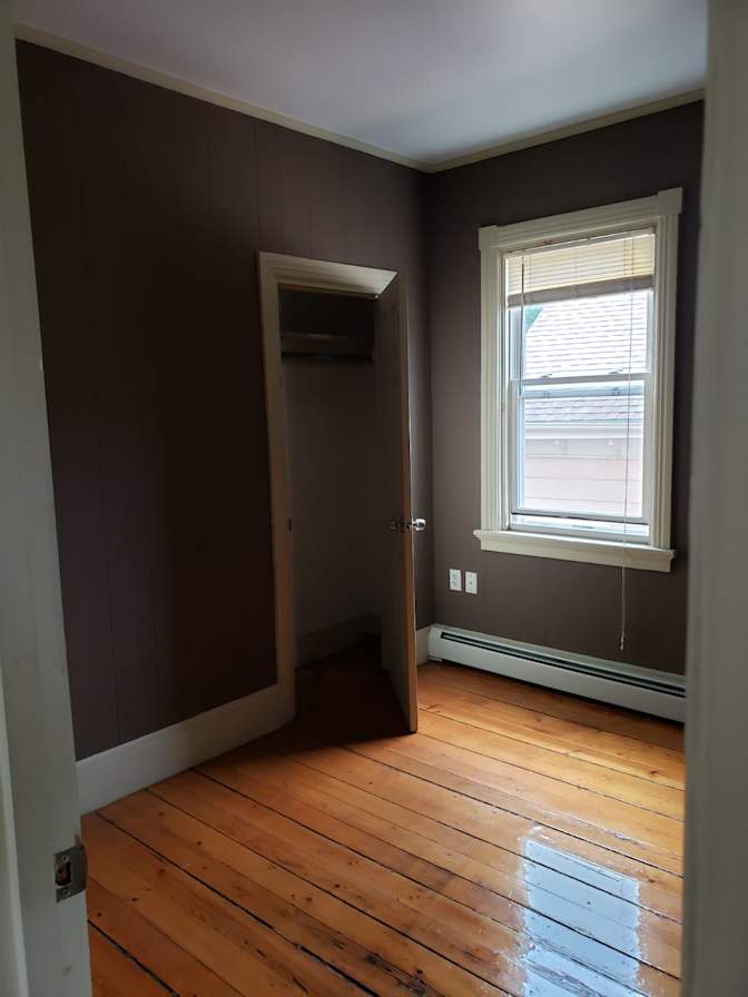 Suzanne's room