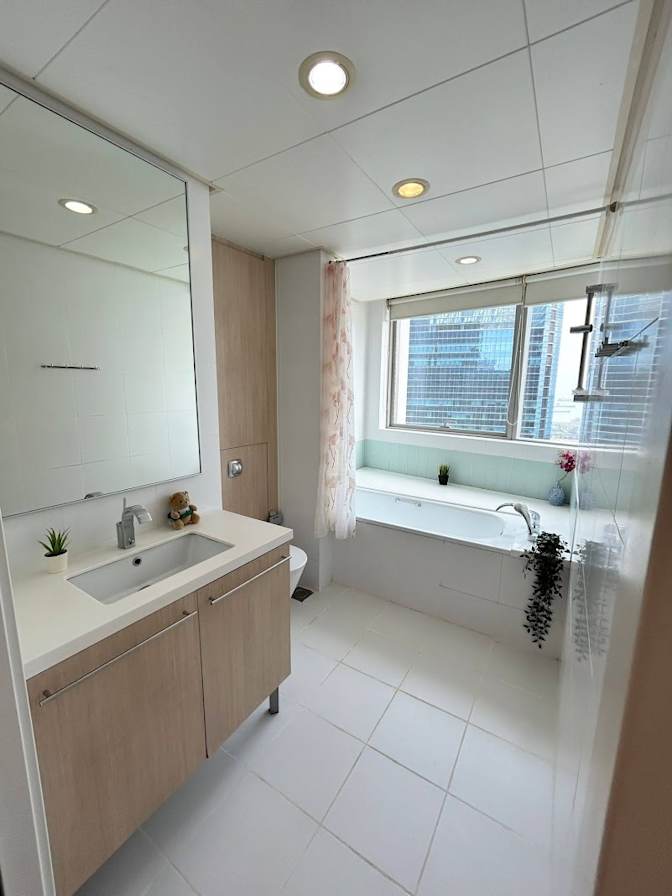 VVA EI's room