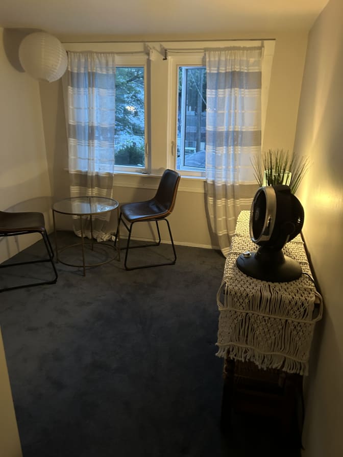 Carissa O.'s room