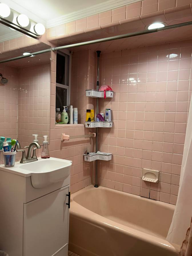 Kortni Baughman's room