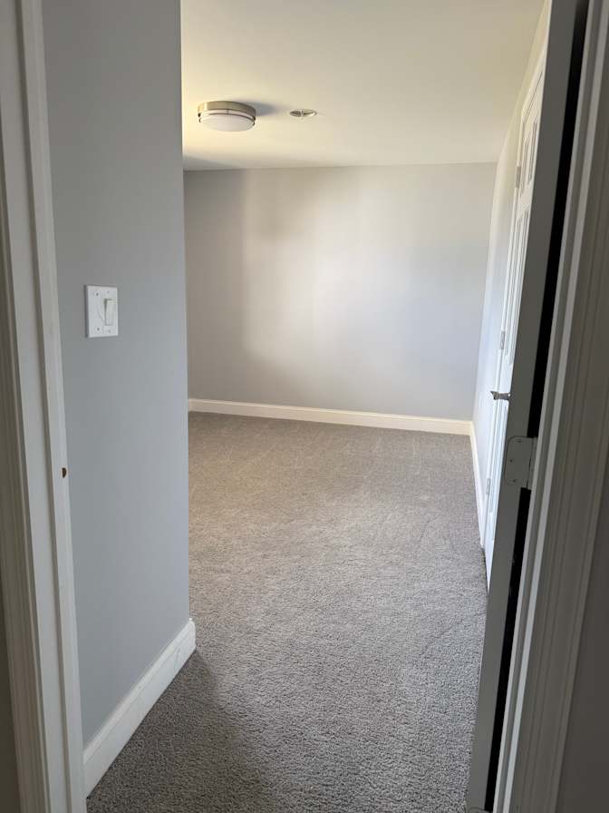 ROOMS IN NORTH BETHESDA MD.'s room