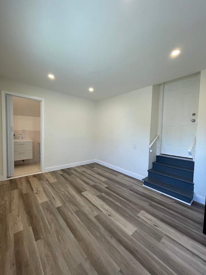 Jennifer's room