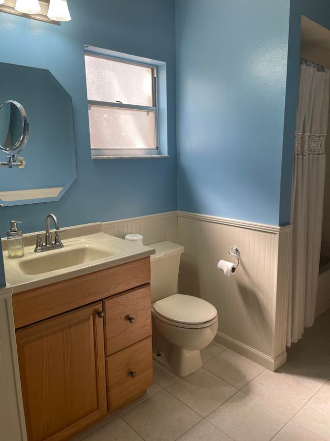 Allie's House's room