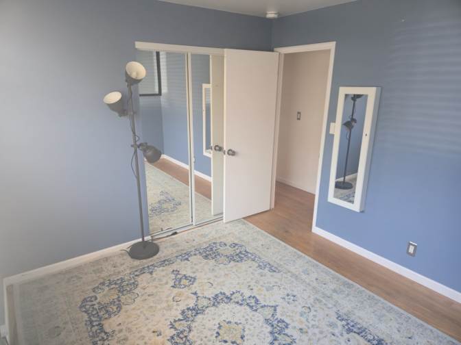 Thomas's room