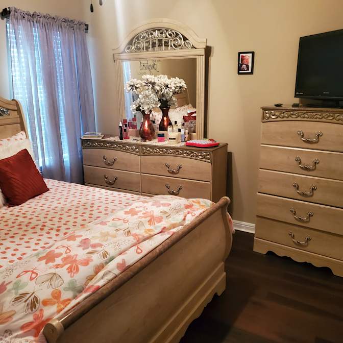 Shaunah's room