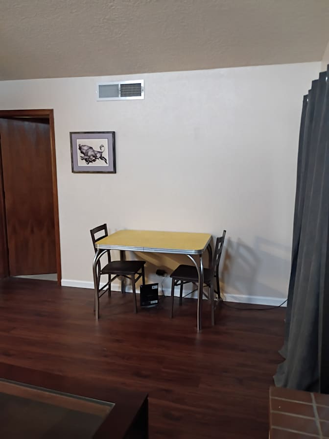 Thomas's room