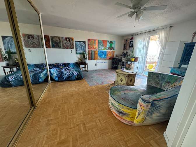Victoria's room