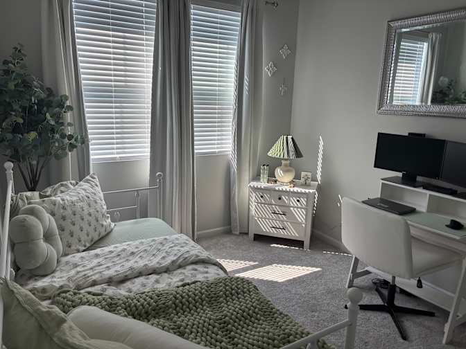 Savana's room